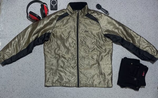 Asics Winter Puffer Lite Weight Jacket Size Xxl Color Gold