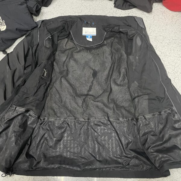 Columbia thrift store clothes