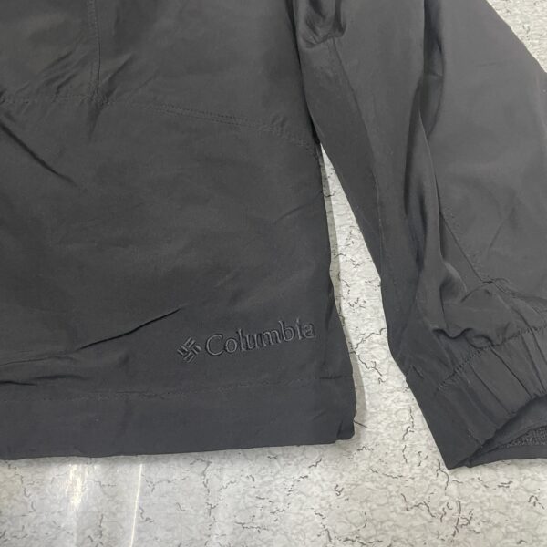 Columbia thrift store clothes