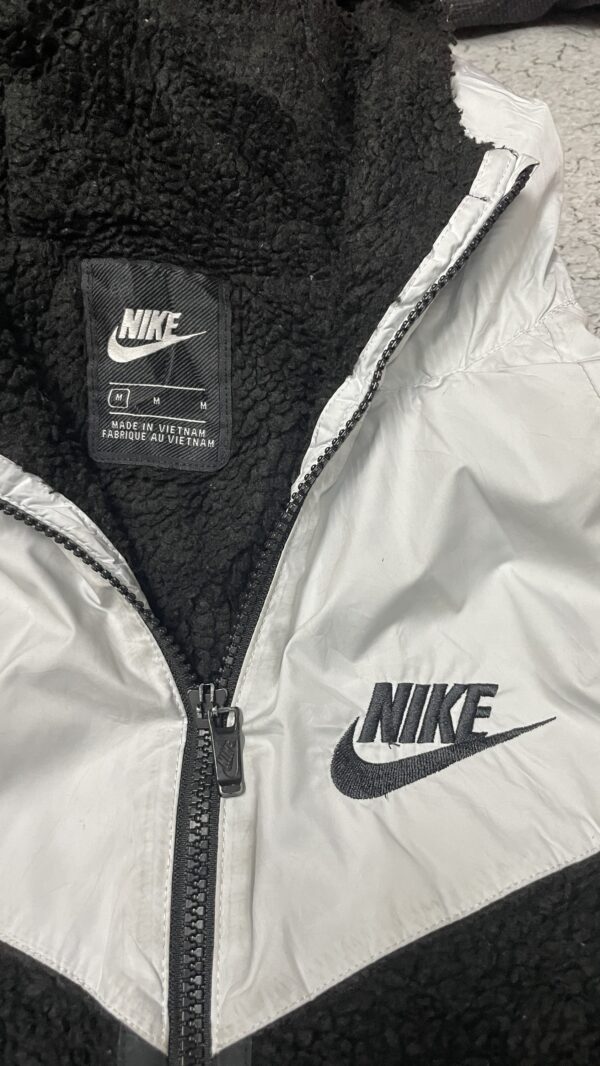 nike thrift jacket store india