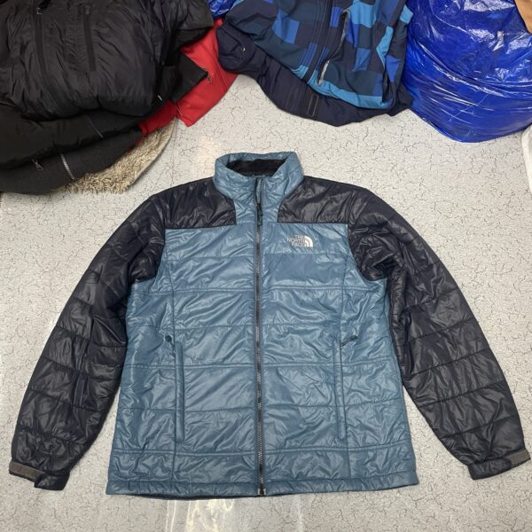 The North Face Men’s Insulated Puffer Blue/Black Lightweight Warm -L - Image 10