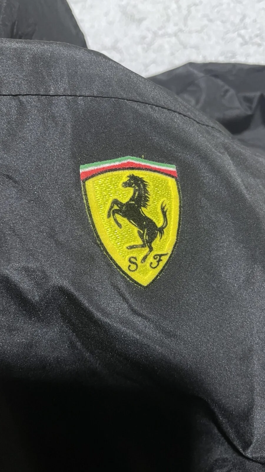 Ferrari Official Licensed Windbreaker Men’s Jacket Black Size Xl 10 thrift windbreakers india