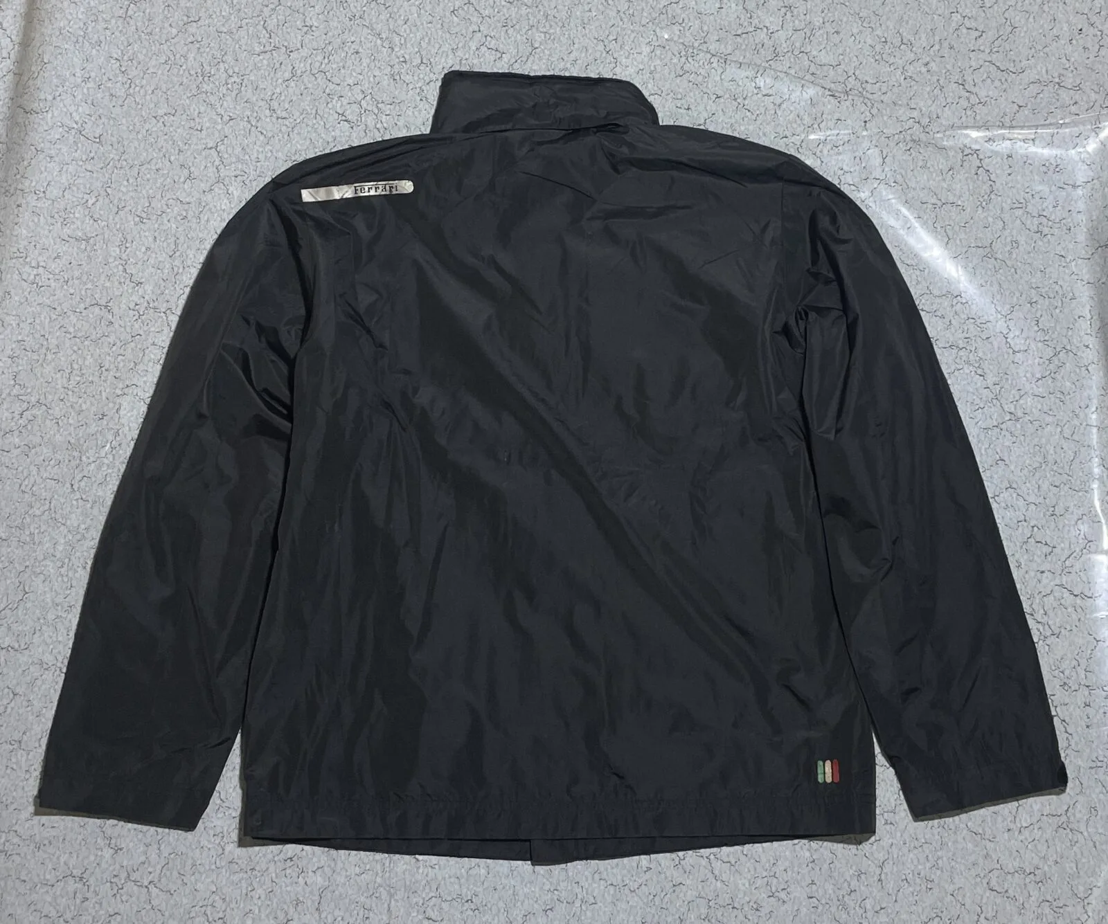 Ferrari Official Licensed Windbreaker Men’s Jacket Black Size Xl 15 thrift windbreakers india
