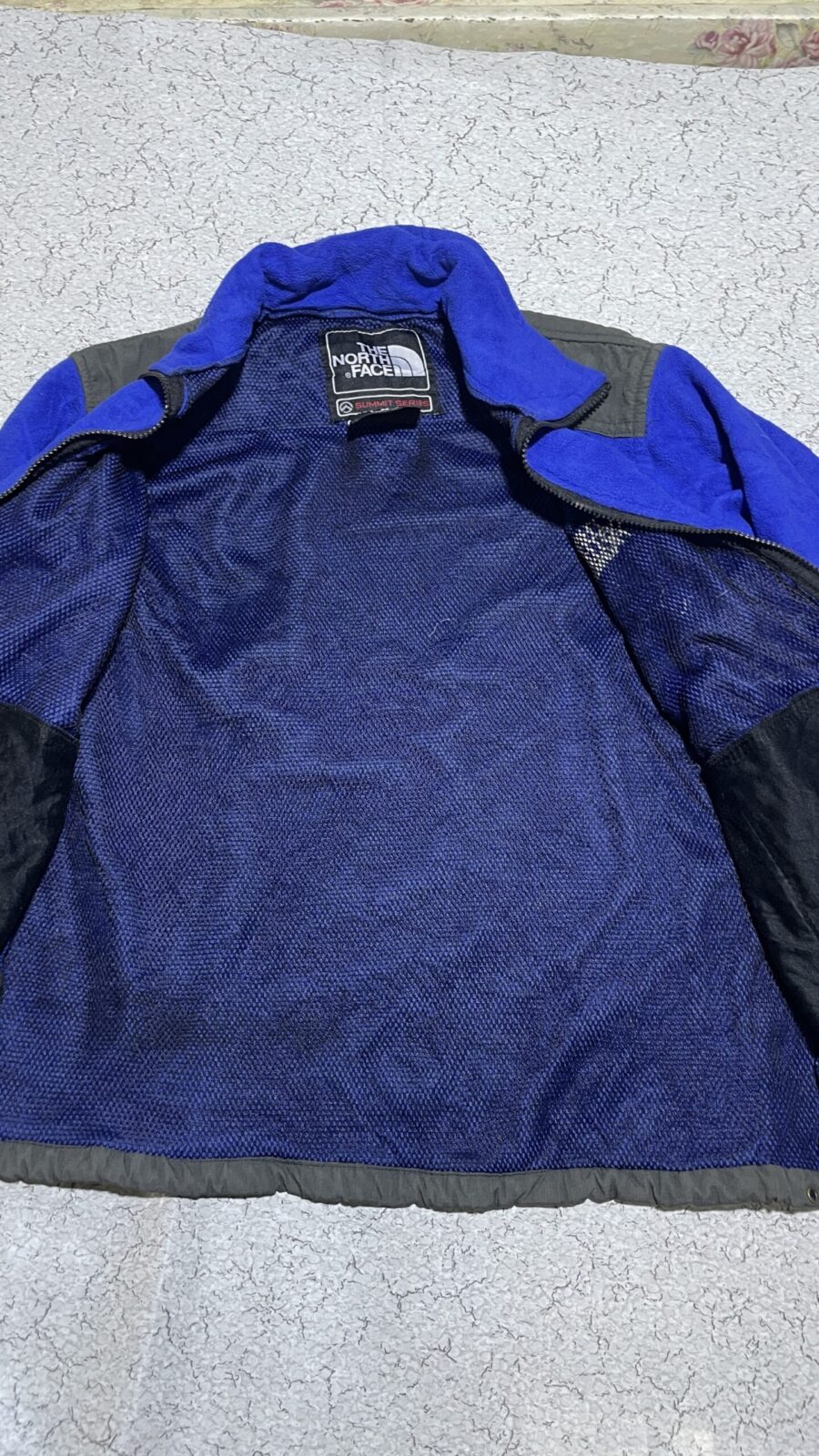 Vintage thrift track jacket online india