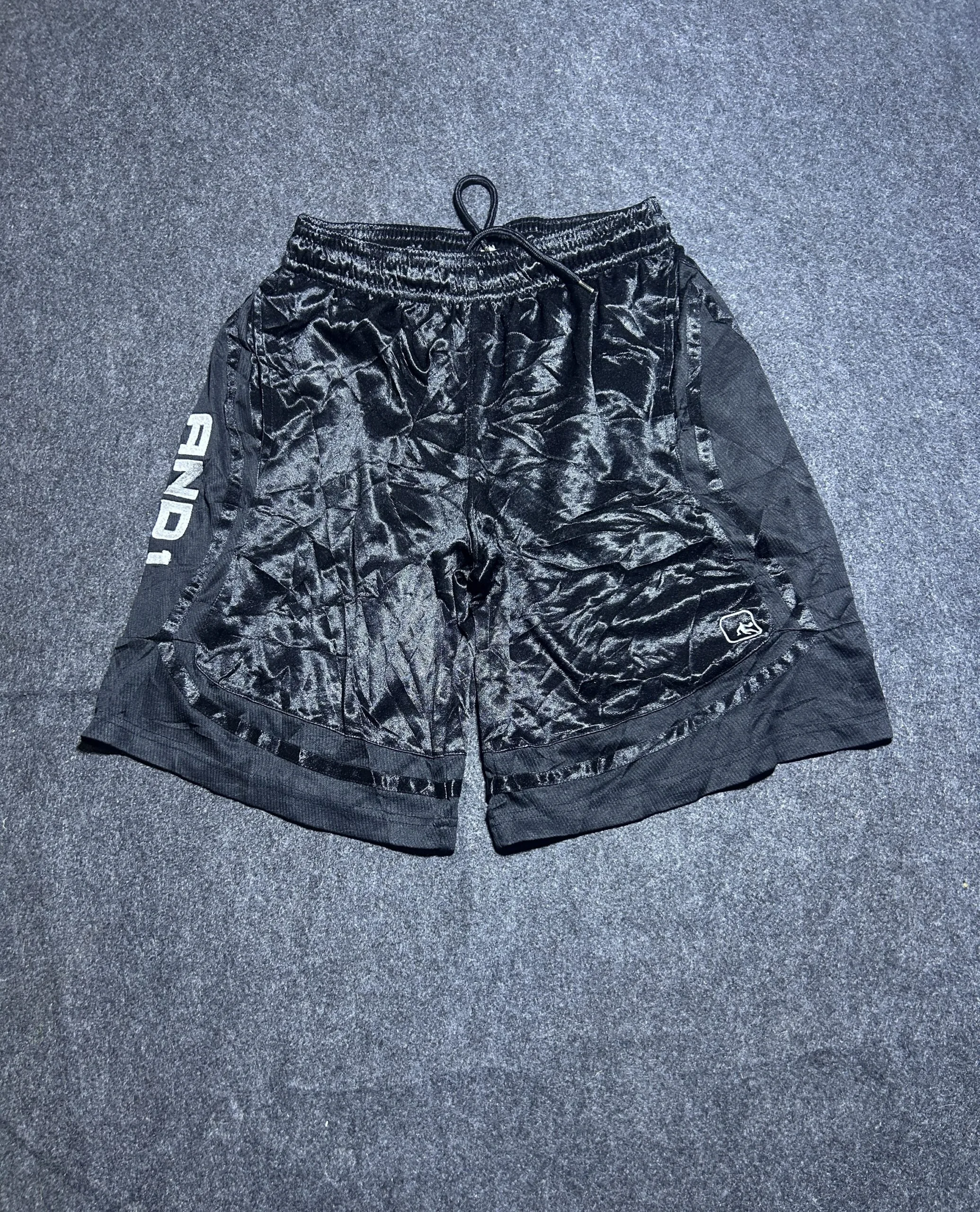 retro streetwear india thrift