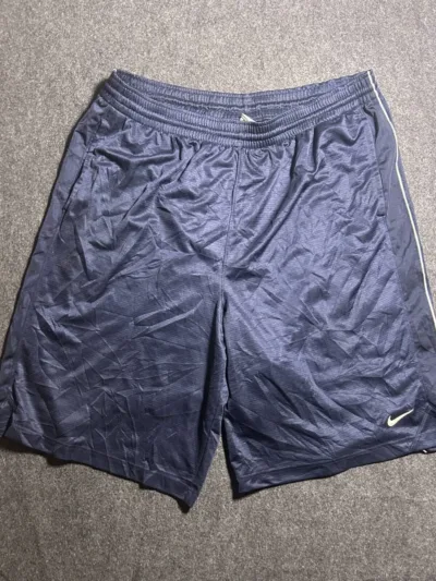 retro streetwear india thrift