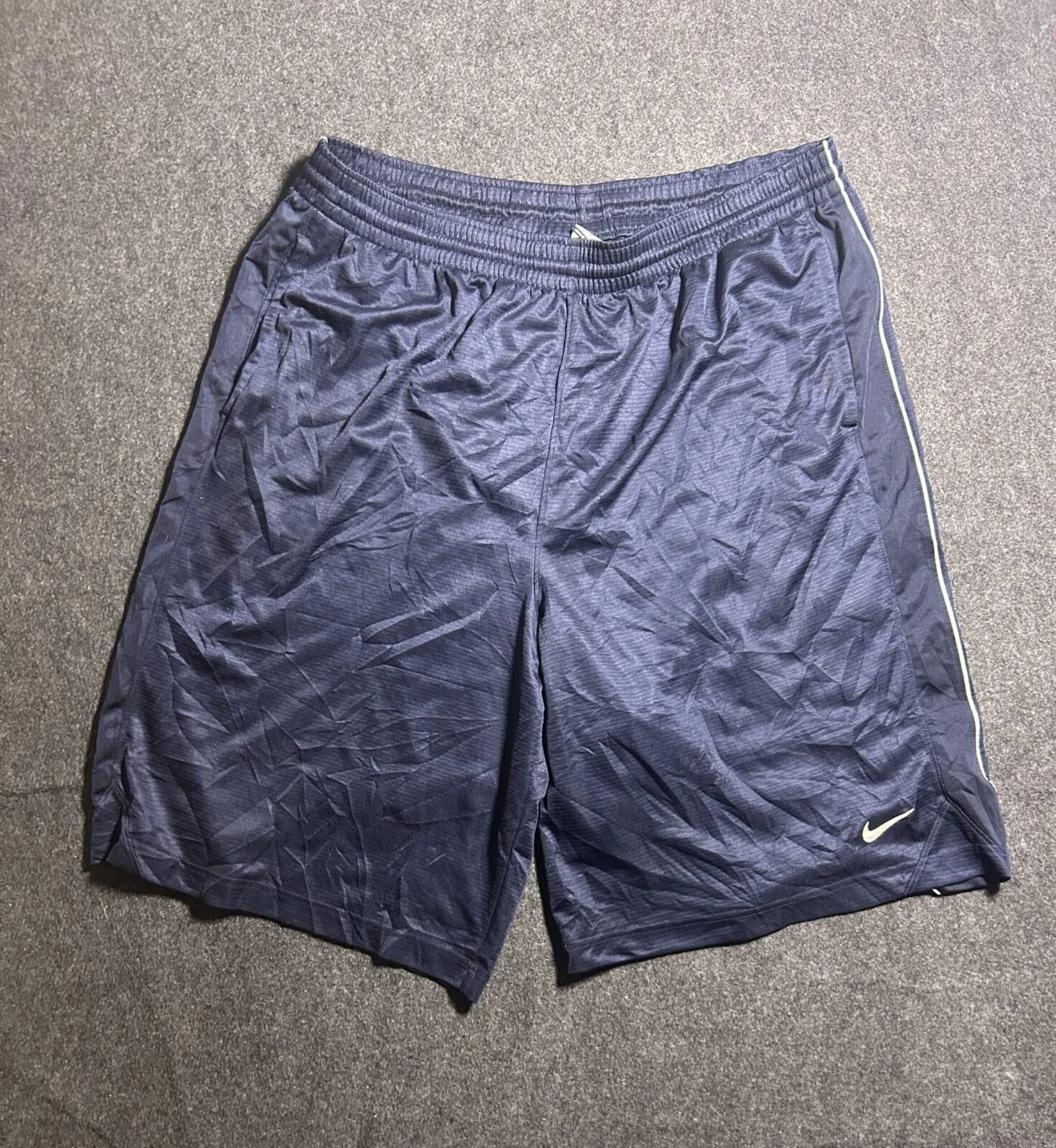 retro streetwear india thrift