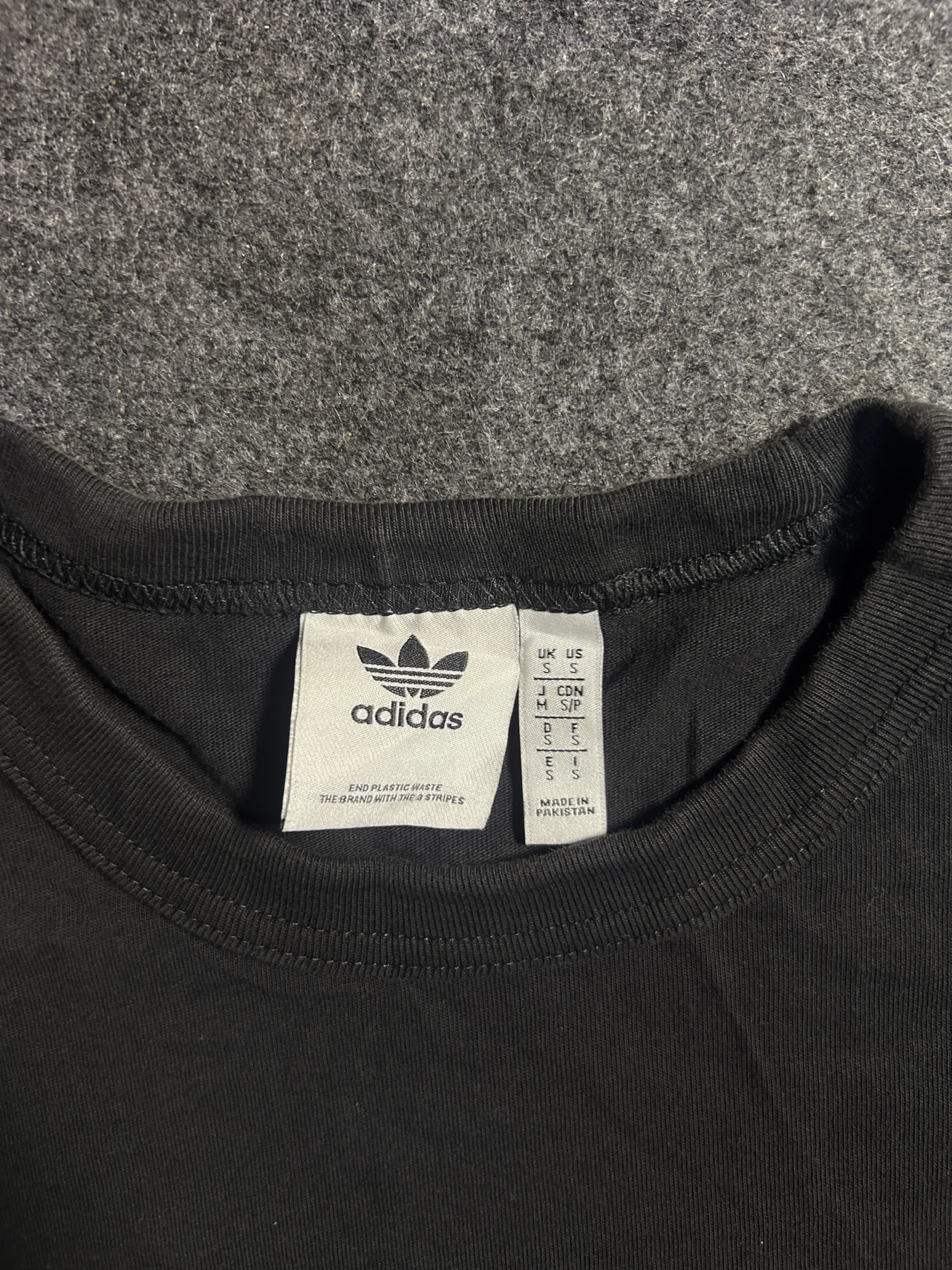 retro streetwear india thrift