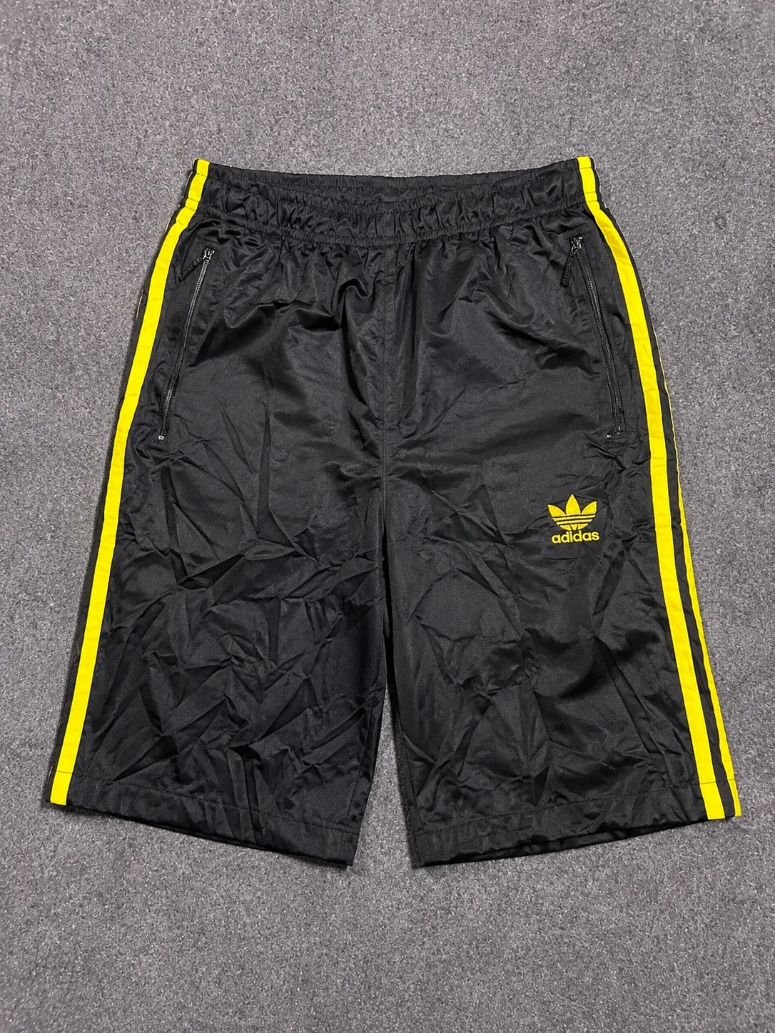 Adidas Vintage 3-Stripes Nylon Shorts | Black Yellow Sports Shorts | 28-32 3 Adidas shorts