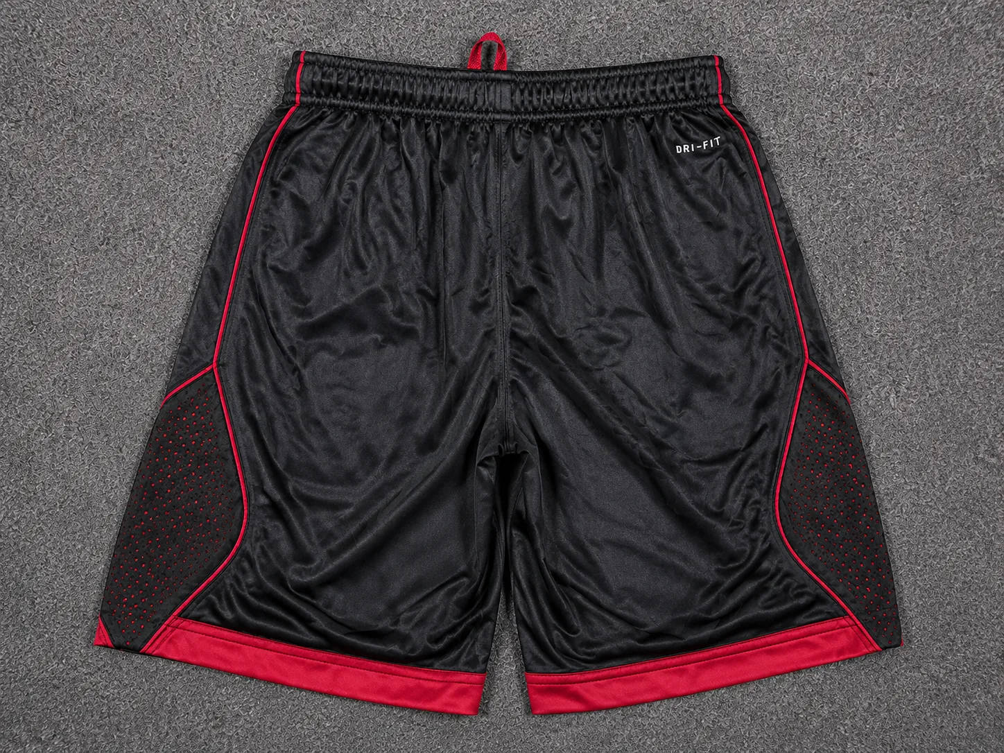 Nike Dri-Fit Basketball Shorts | Adjustable Waist | M/L 2 Nike shorts