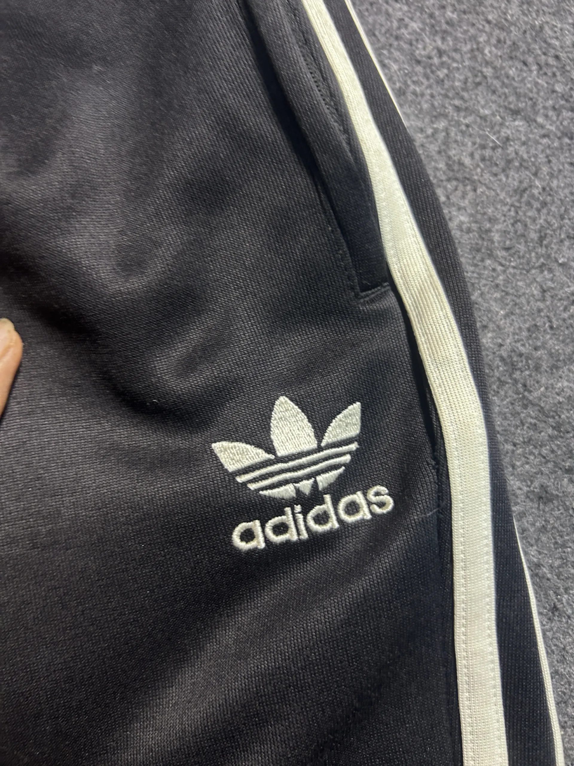 Adidas Originals Trefoil 3-Stripes Black Track Pants | Men’s M-L 5 Adidas track pants