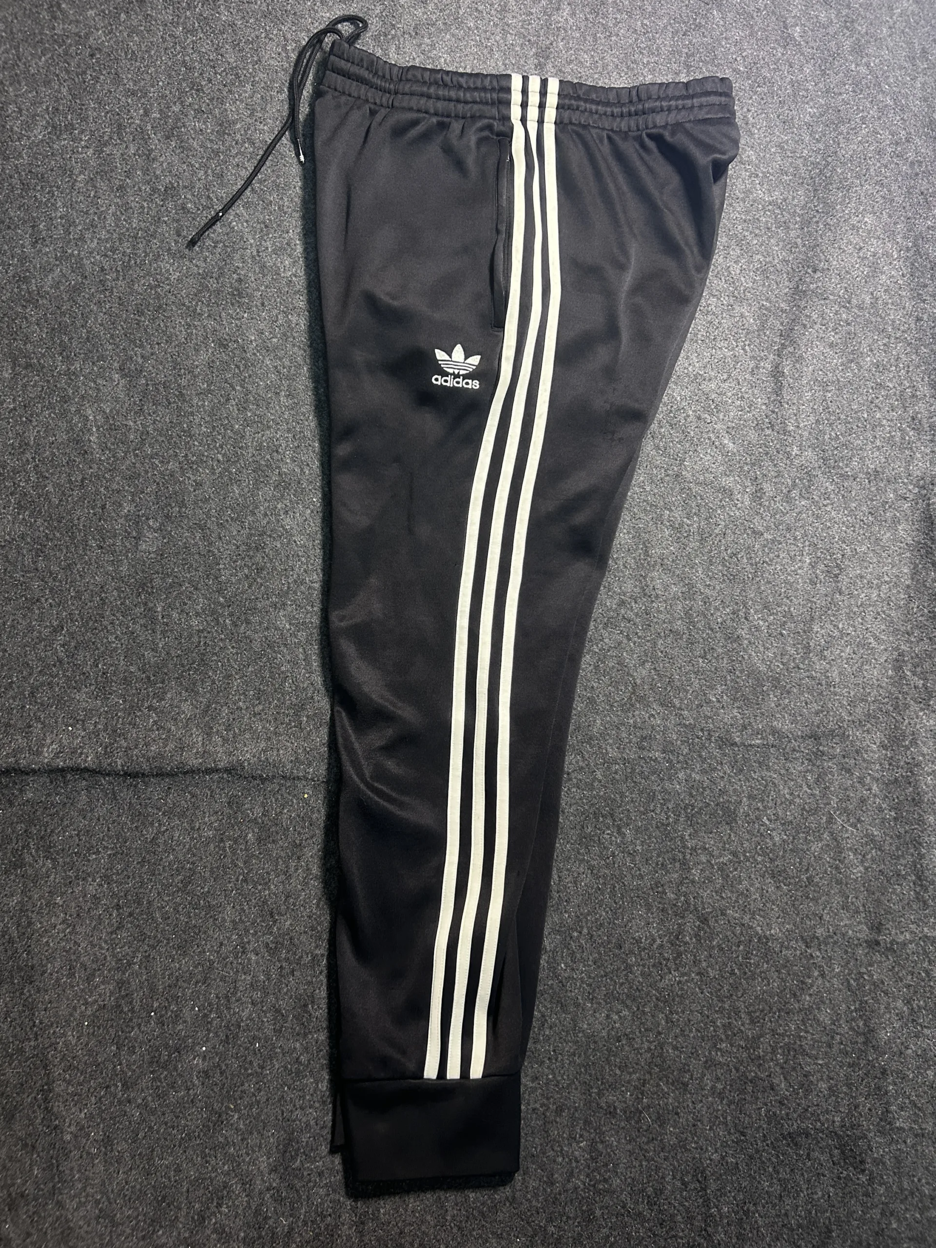 Adidas Originals Trefoil 3-Stripes Black Track Pants | Men’s M-L 9 Adidas track pants