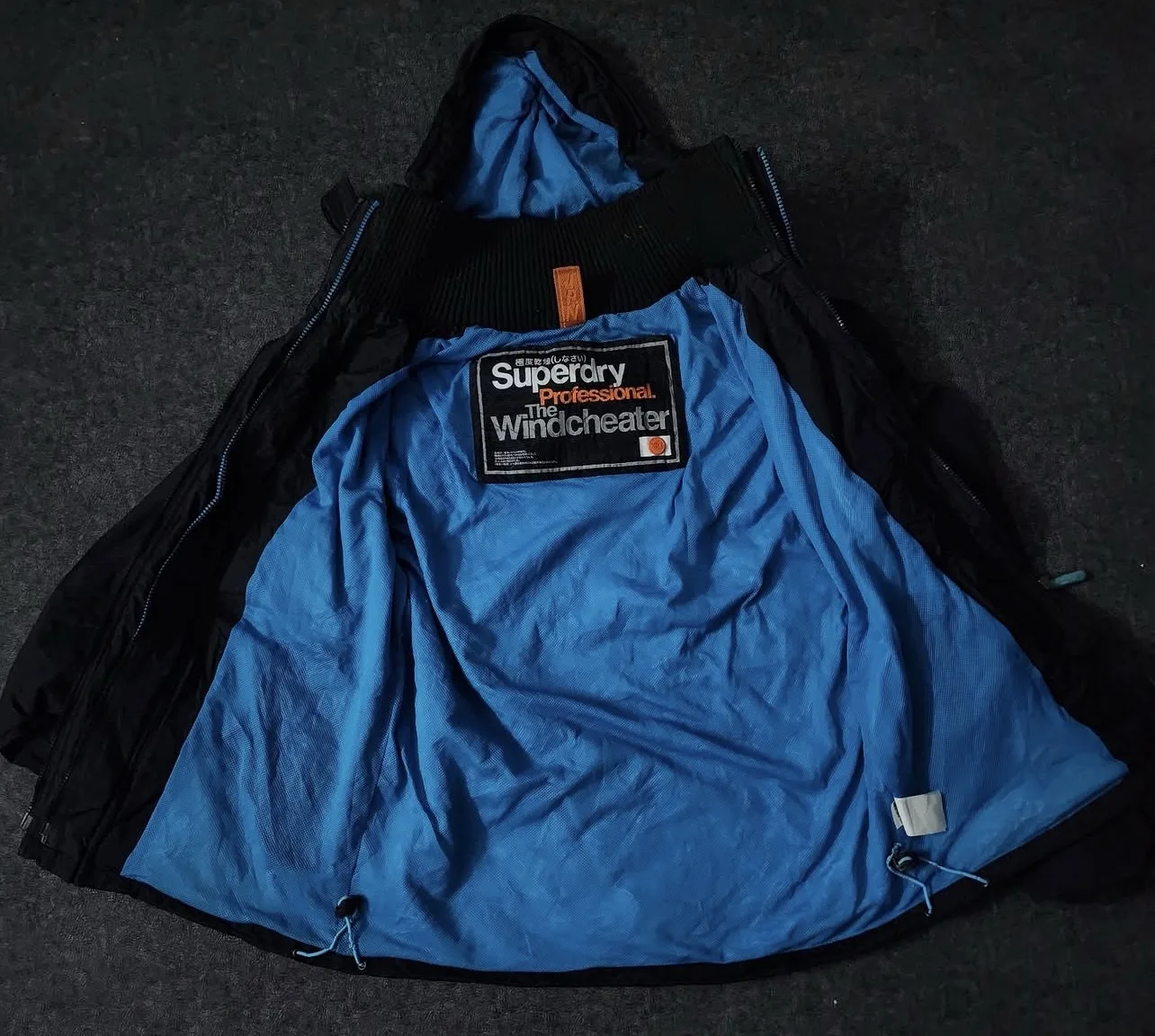 Superdry Professional Multi Chain Waterproof Windbreaker Jacket Black | M 6 thrift windbreakers india