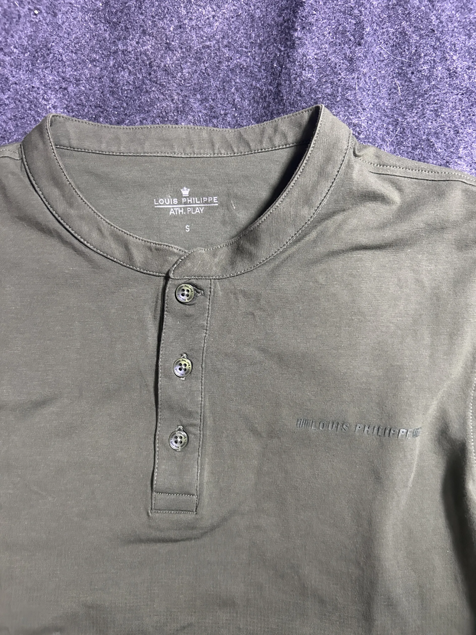 Louis Philippe Olive Green Stylized Henley Neck Full Sleeve T-Shirt S/M 5 thrift shirts india