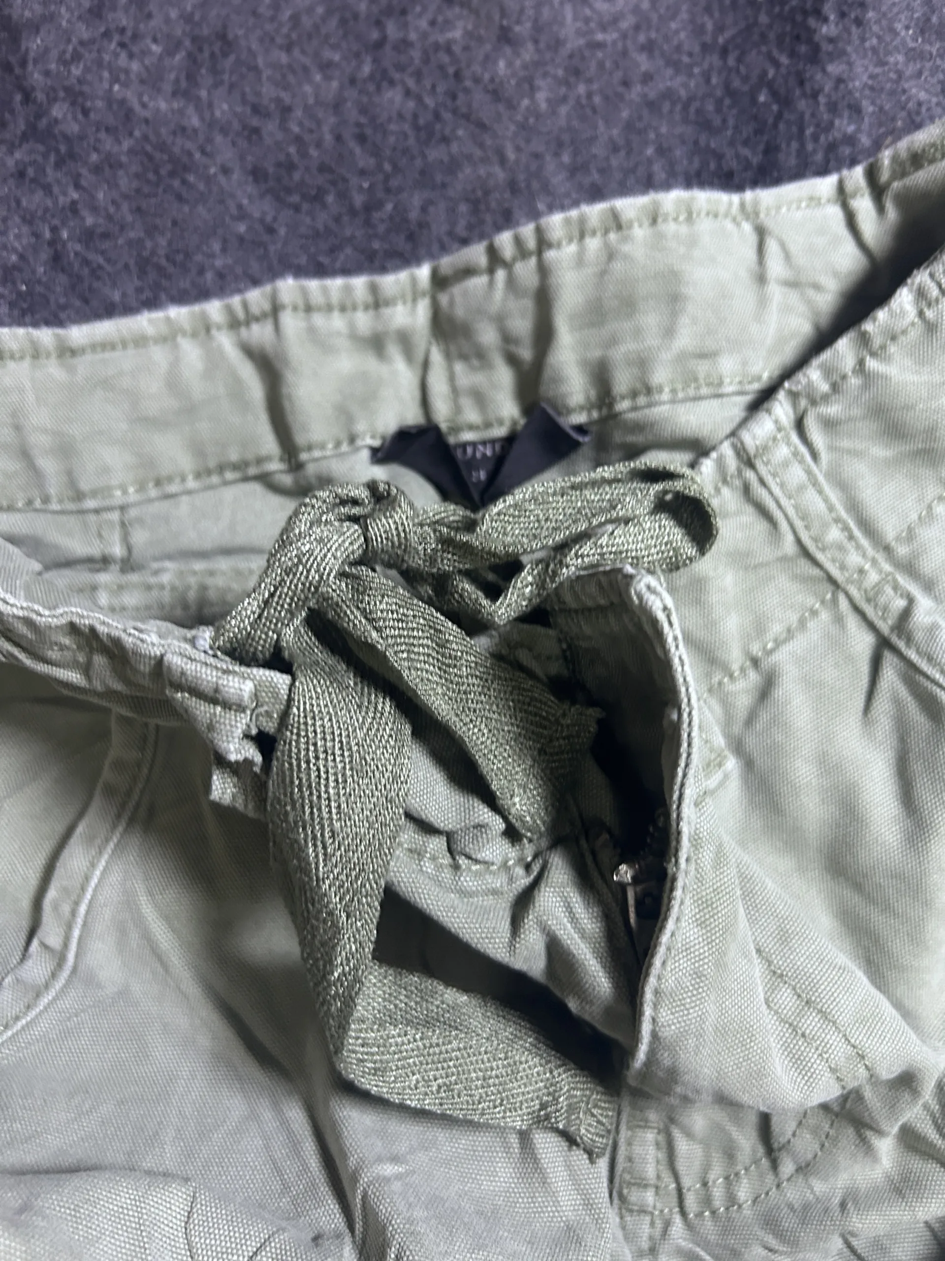 No Boundaries Baggy Olive Green Cargo Denim Size 30 | Vintage Utility Y2K Style 5 thrift cargo pants india