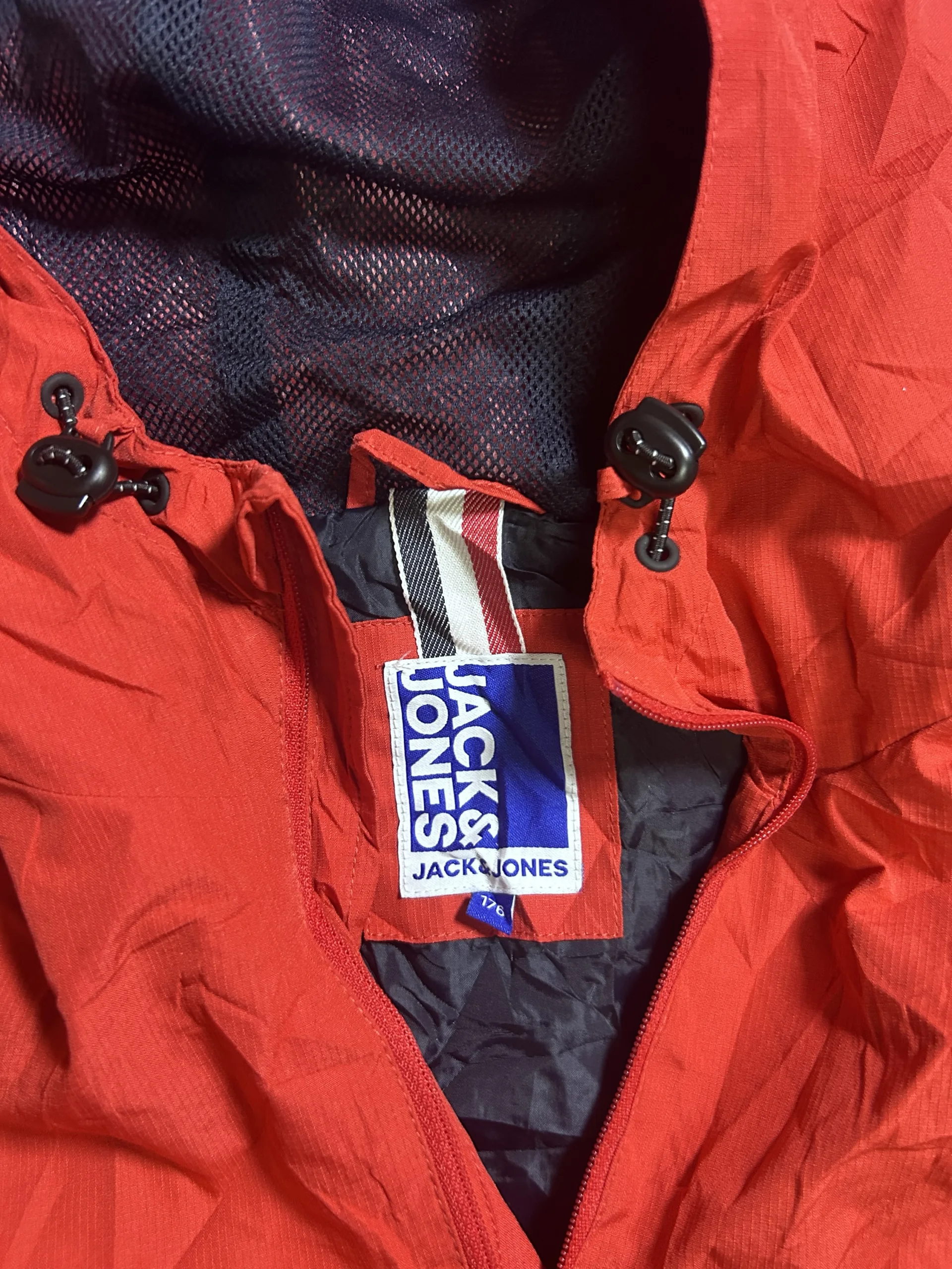 Jack &Amp; Jones Red Lightweight Waterproof Windbreaker Jacket S 3 thrift windbreakers india