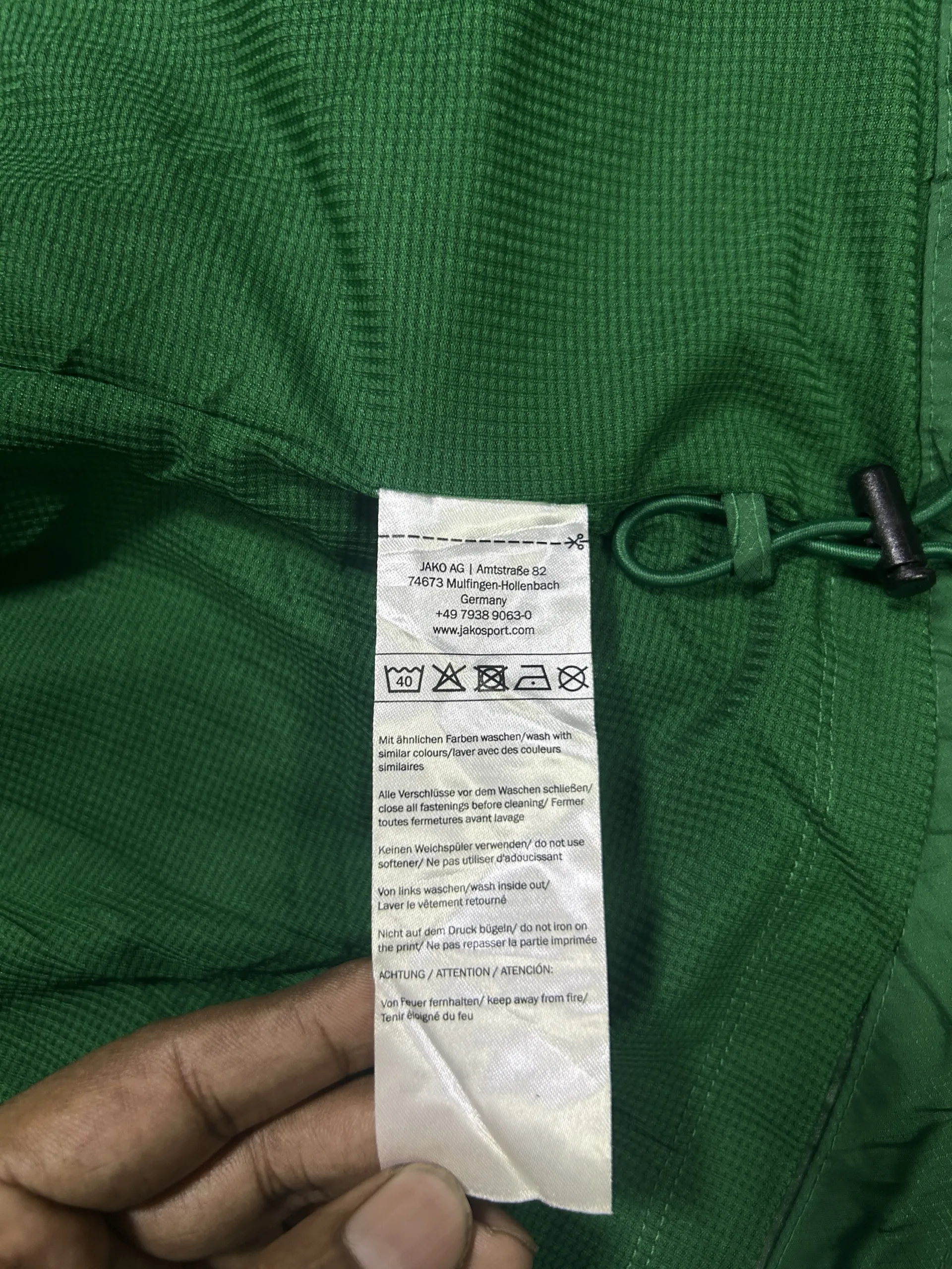 Jako Lightweight Waterproof Hooded Windbreaker Jacket Green S 7 thrift windbreakers india