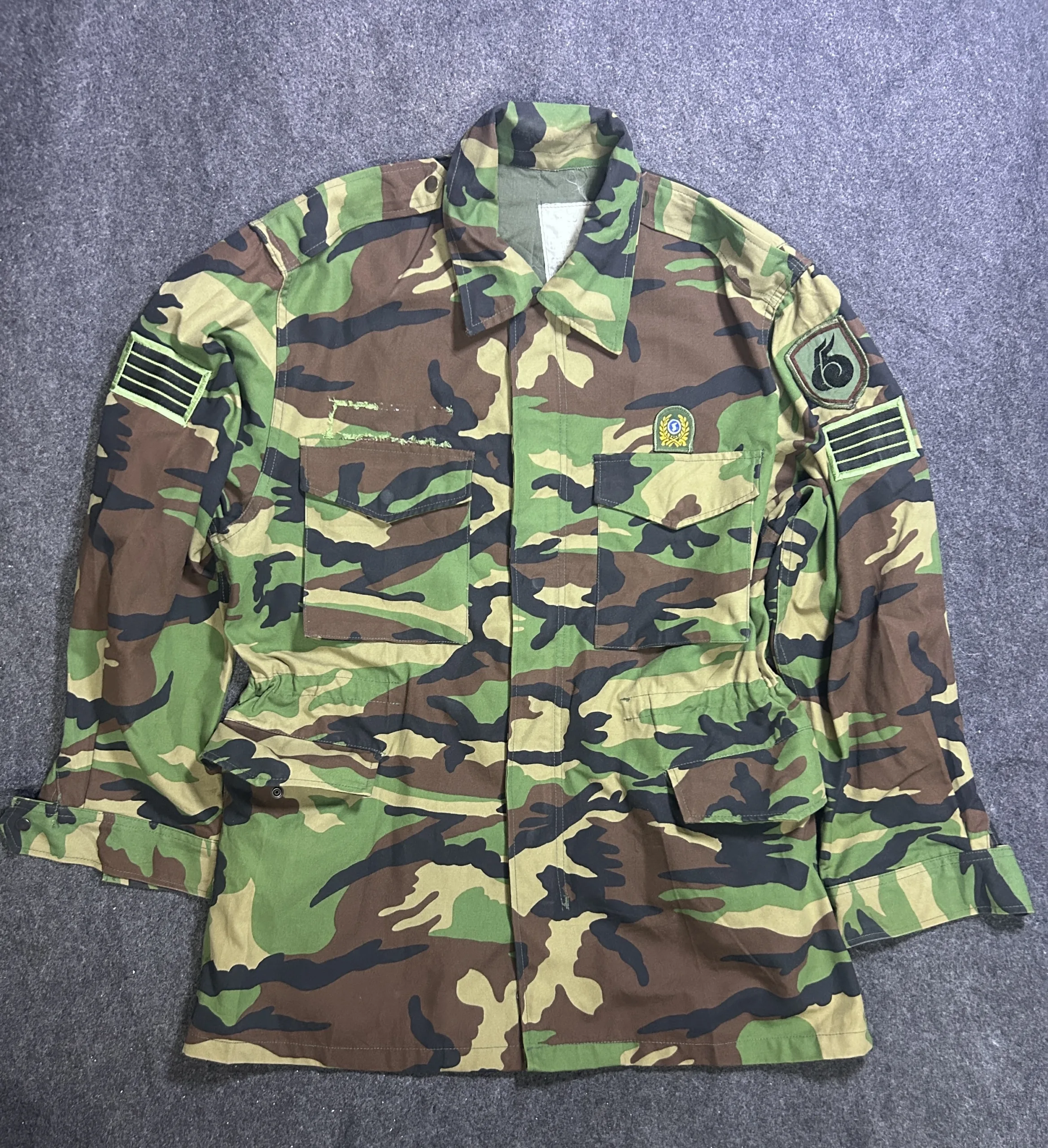 Vintage Woodland Camouflage Field Jacket | Military Style Utility Jacket | Xl Fit 2 thrift jackets india
