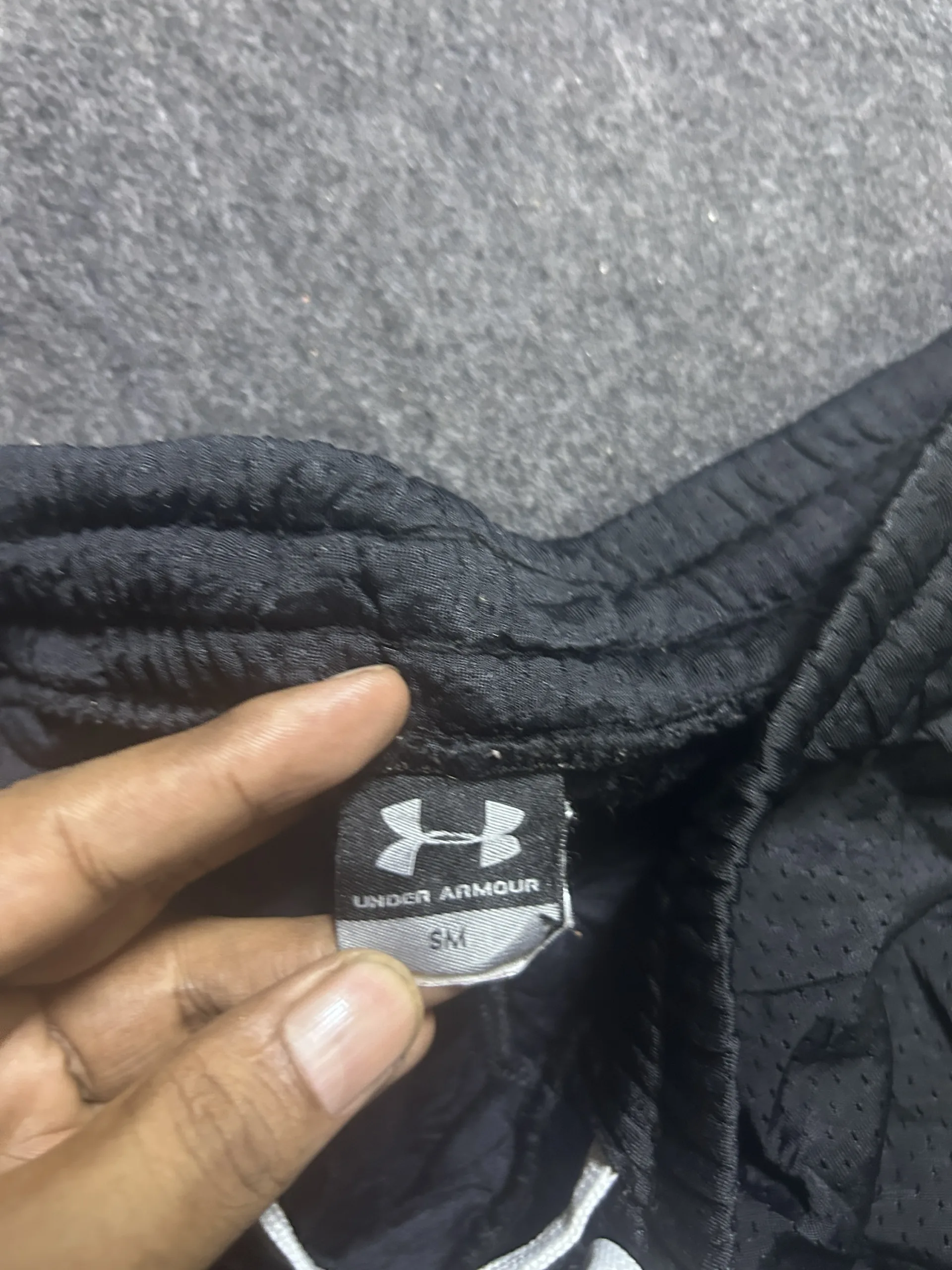 Under Armour Black &Amp; Gold Athletic Shorts | Size S/M 3 Under Armour shorts