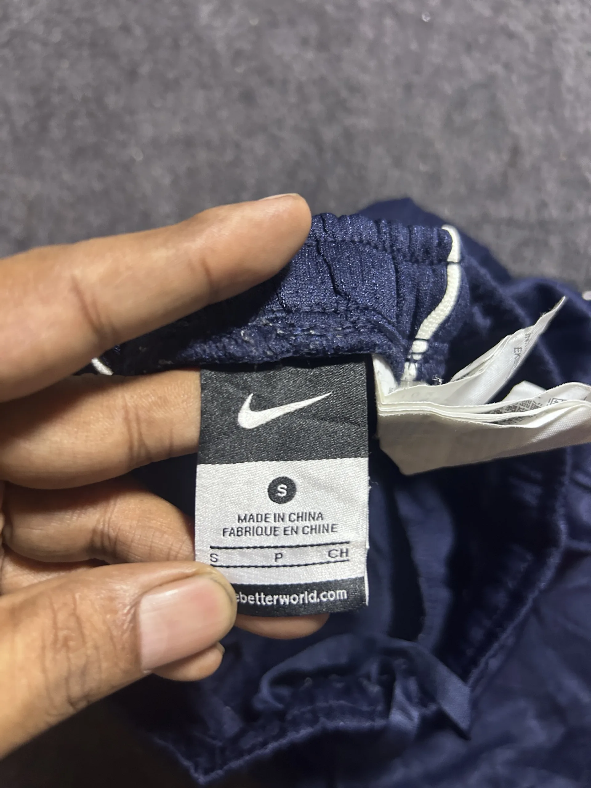 Nike Dri-Fit Navy Blue Sports Shorts With Red Panels | Waist 22–24 3 Nike shorts