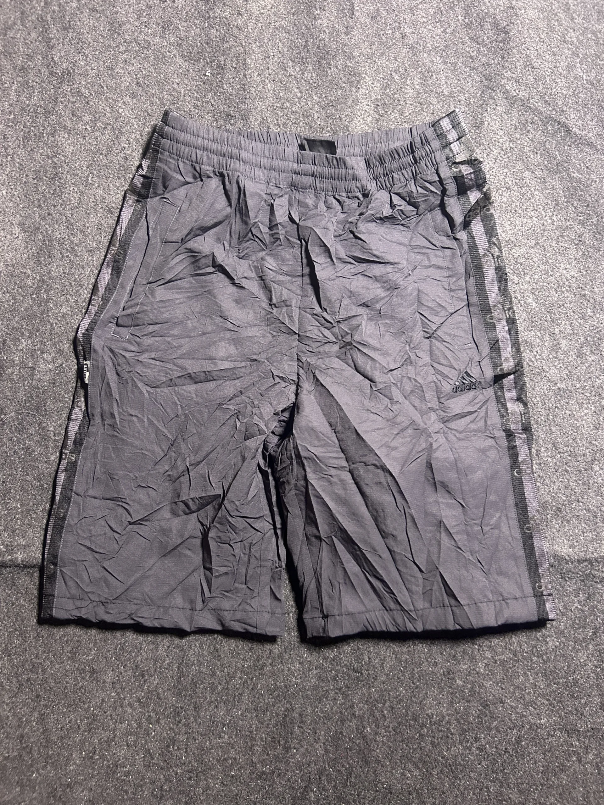Adidas Vintage Grey 3-Stripe Sports Shorts | Size 28–32 3 Adidas shorts