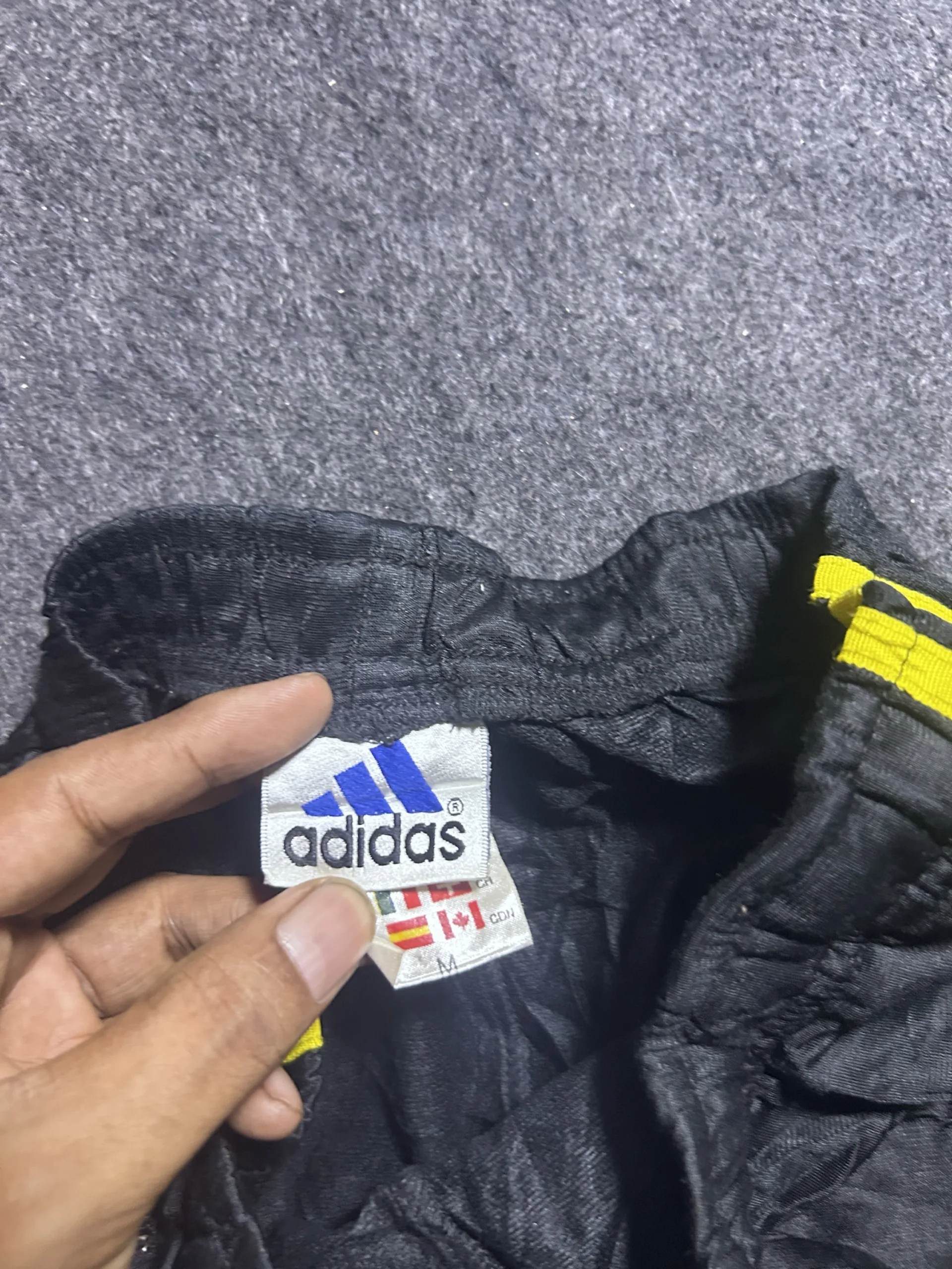 Adidas Vintage 3-Stripes Nylon Shorts | Black Yellow Sports Shorts | 28-32 4 Adidas shorts