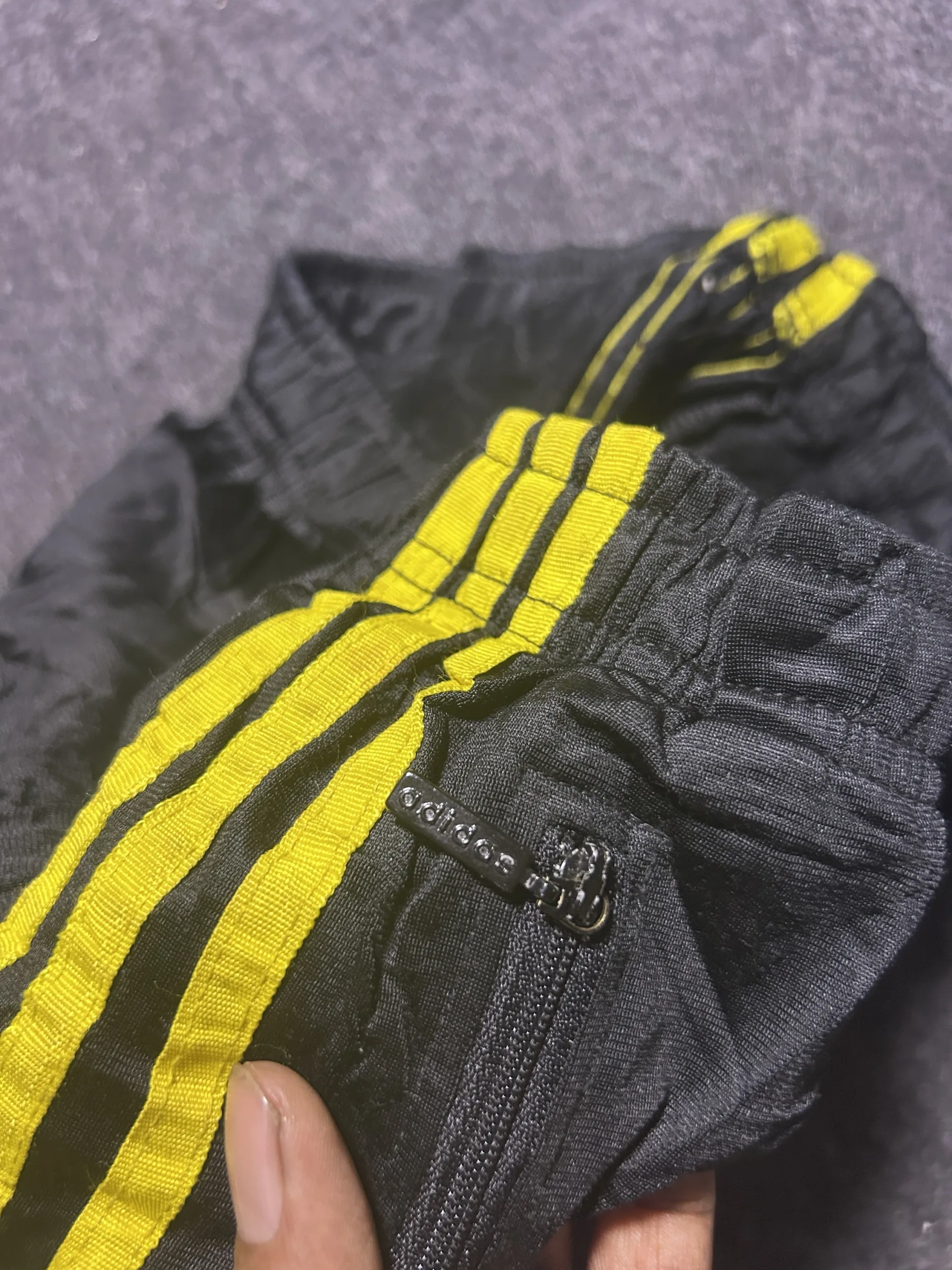 Adidas Vintage 3-Stripes Nylon Shorts | Black Yellow Sports Shorts | 28-32 5 Adidas shorts