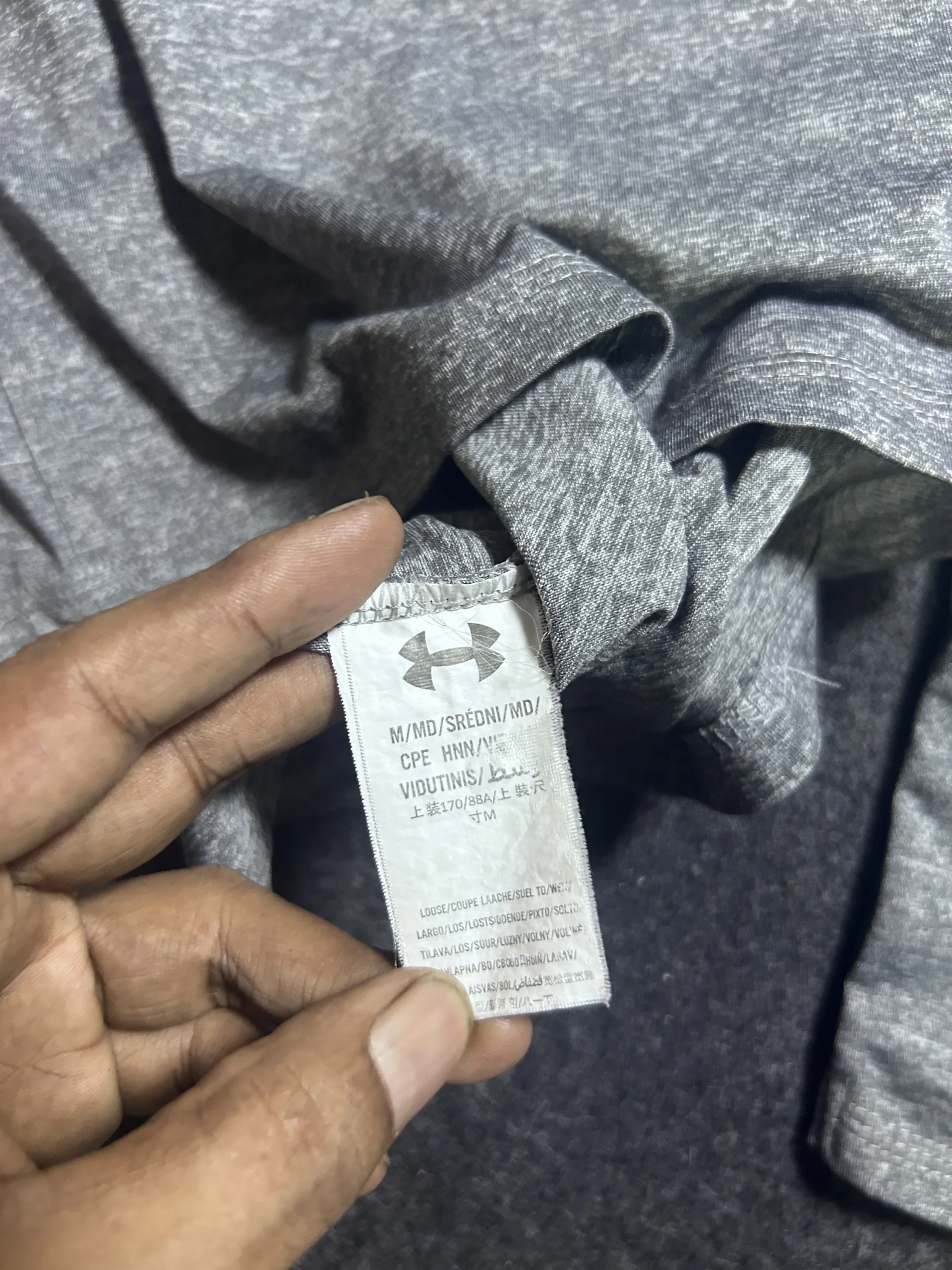 Under Armour Heatgear Performance Grey Long Sleeve T-Shirt | M 3 Under Armour shirts