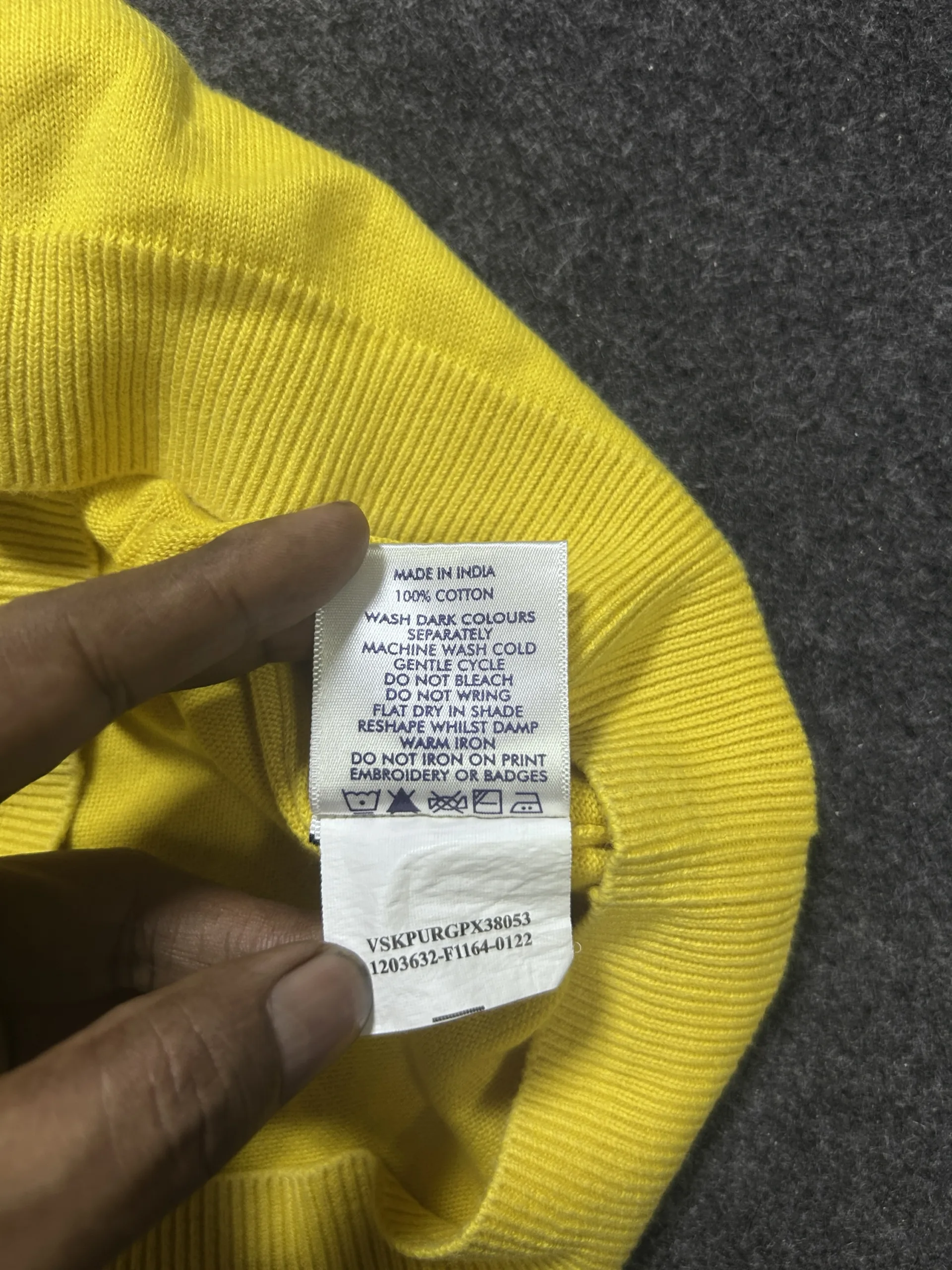 Van Heusen Yellow &Amp; Navy Polo Shirt 100% Cotton | Men’s 44–46 6 thrift polo shirts india