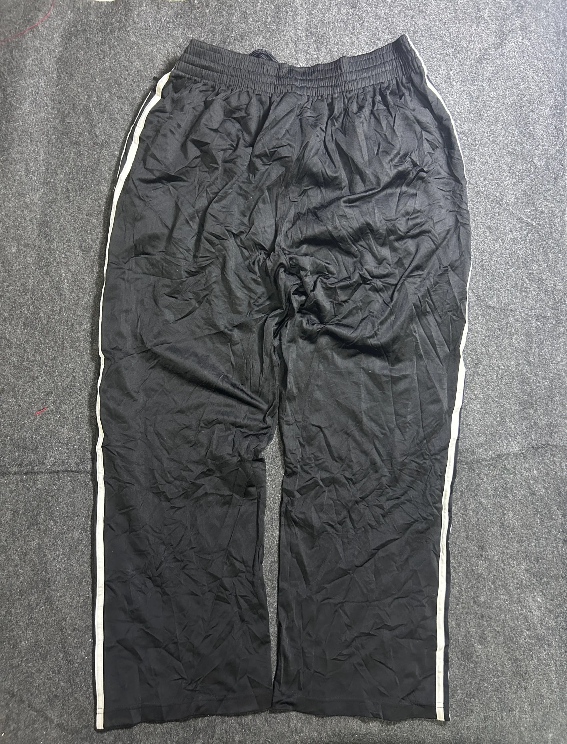 Adidas Baggy Track Pants Black With 3-Stripes | M/L 4 Adidas track pants