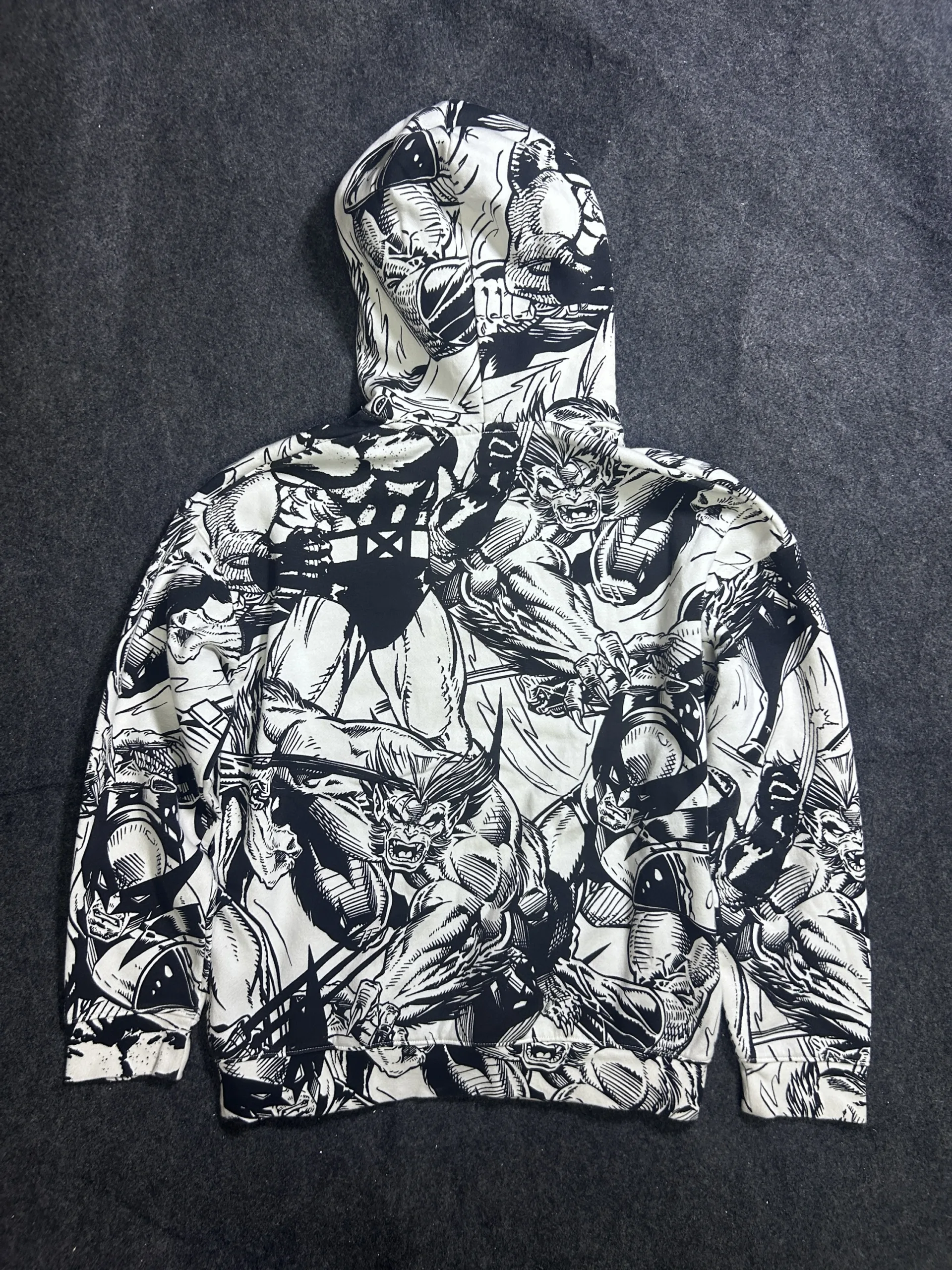 H&Amp;M Marvel Graphic Print Pullover Hoodie 2 thrift hoodies india