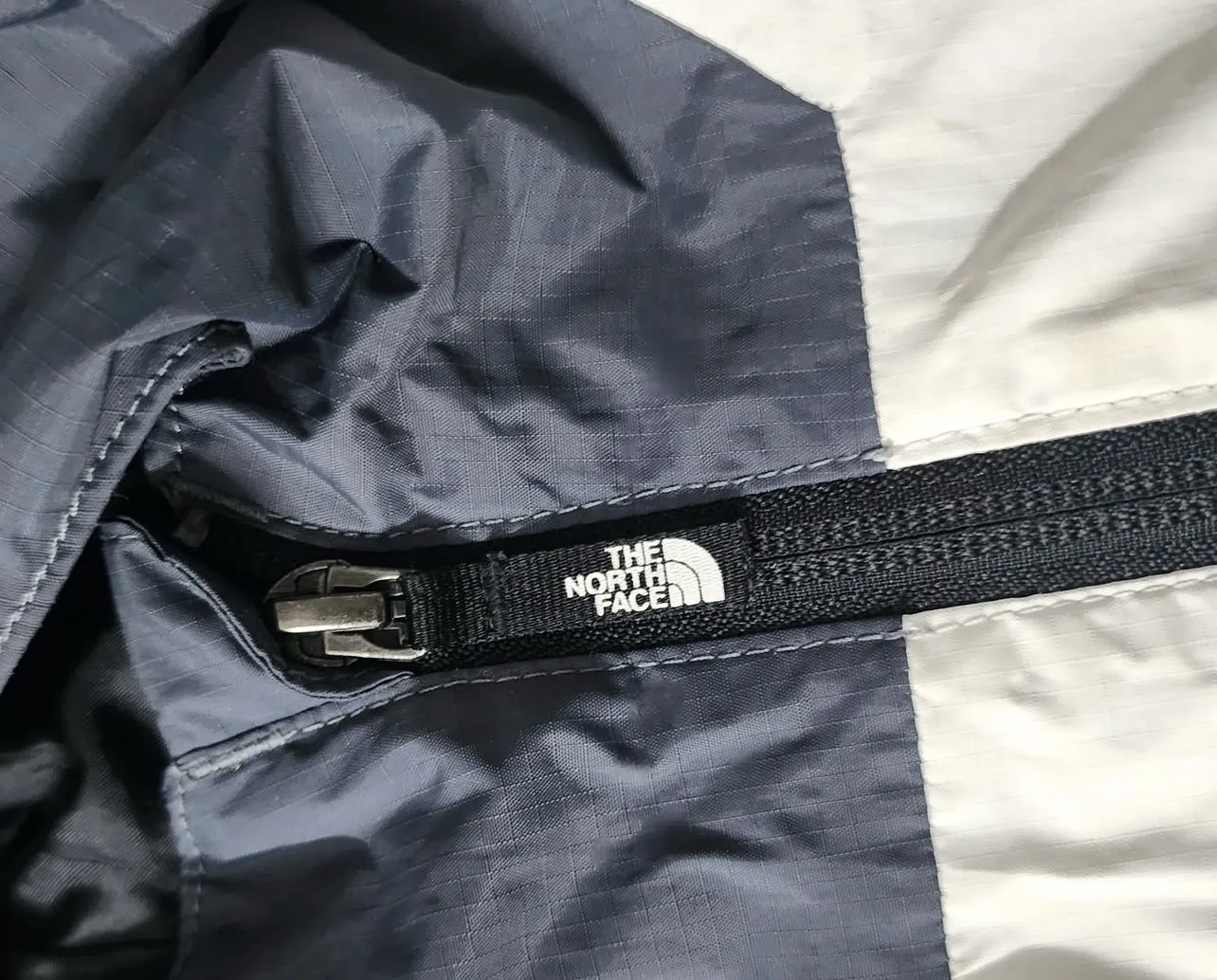 The North Face Dryvent 3-In-1 Style Hooded Waterproof Jacket Navy/Black/White | M 5 The North Face jackets