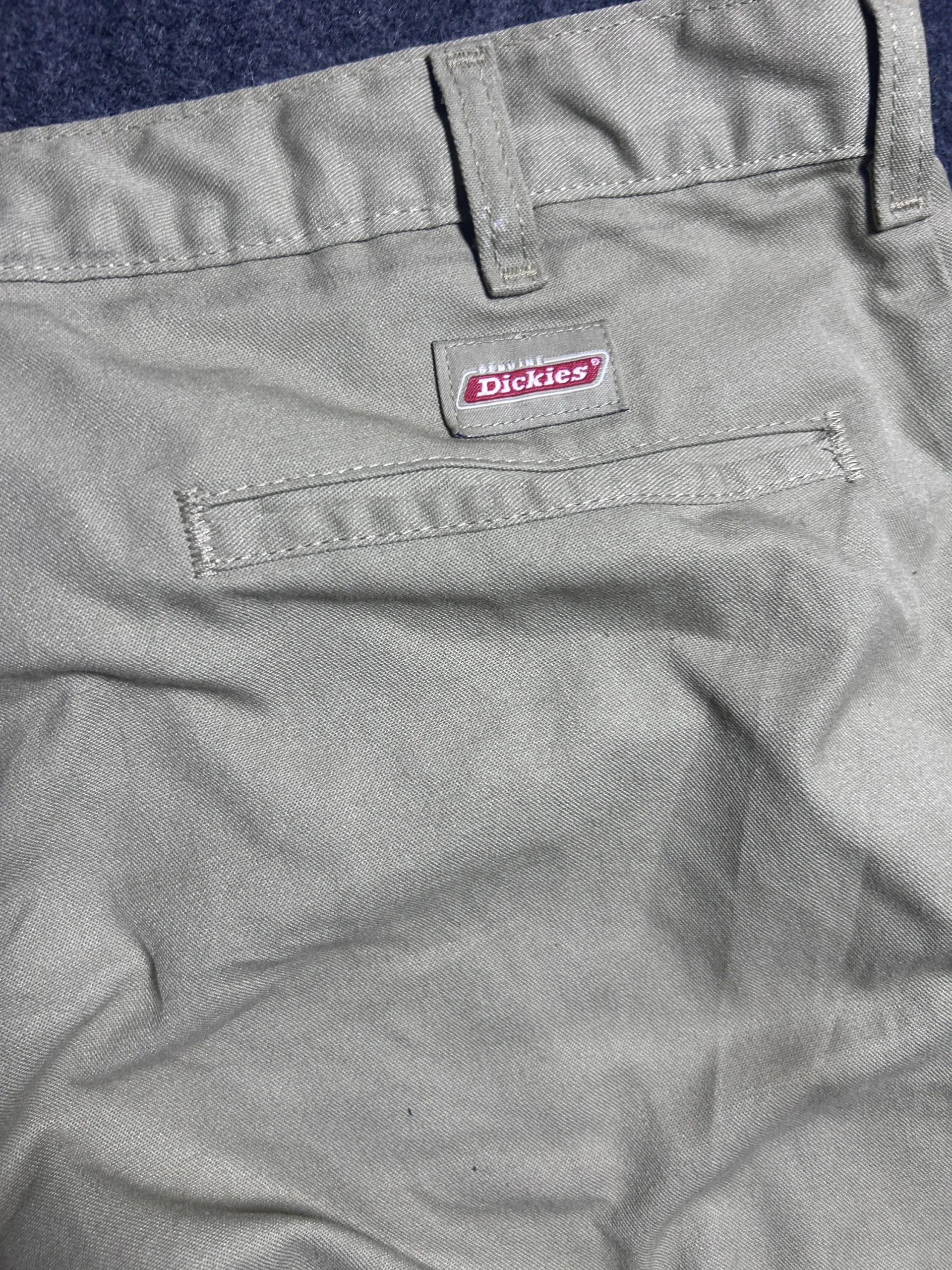 Dickies Baggy Fit Work Pants Khaki | Xl 3 thrift bags india