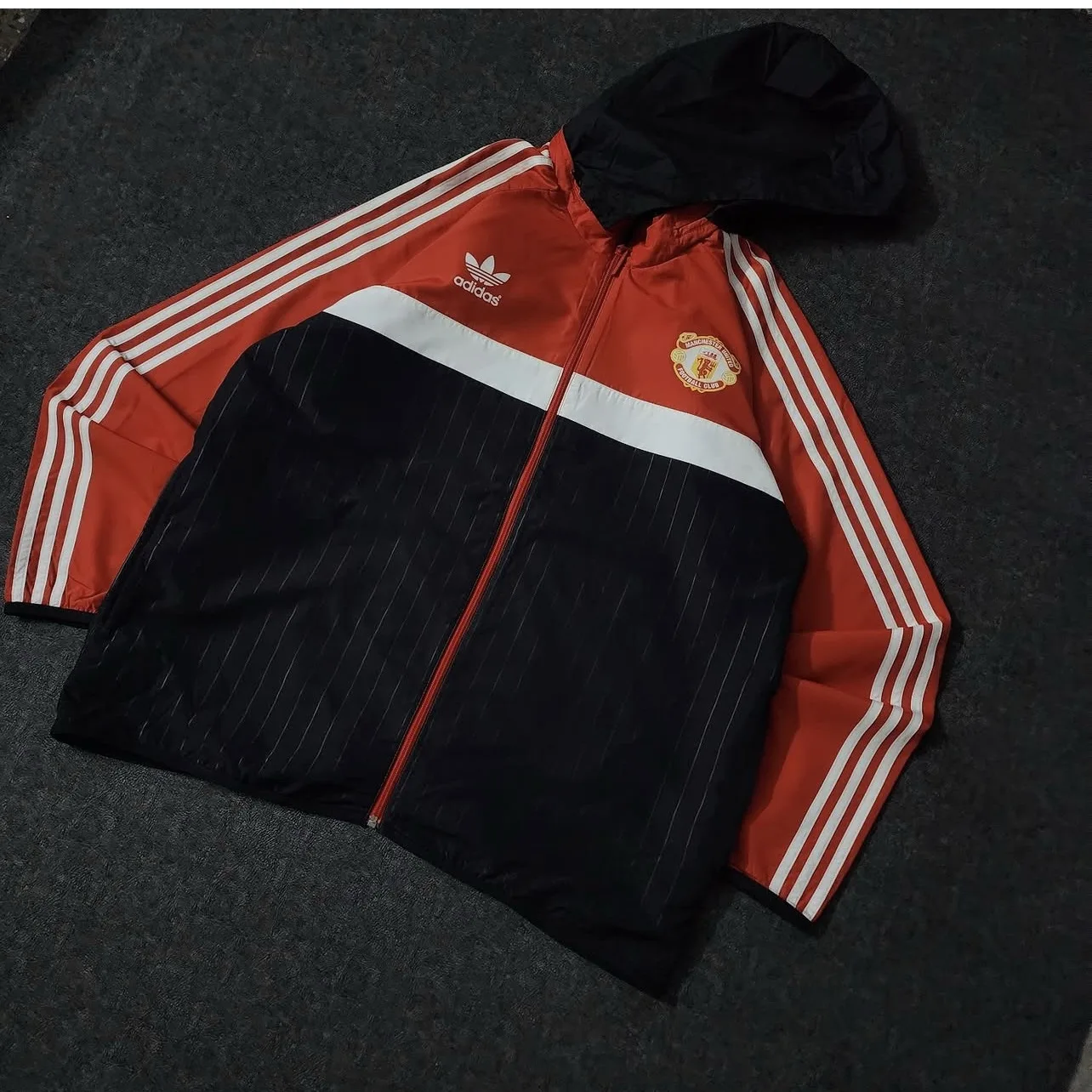 Adidas Originals × Manchester United Track Jacket Red/Black L 2 Adidas jackets