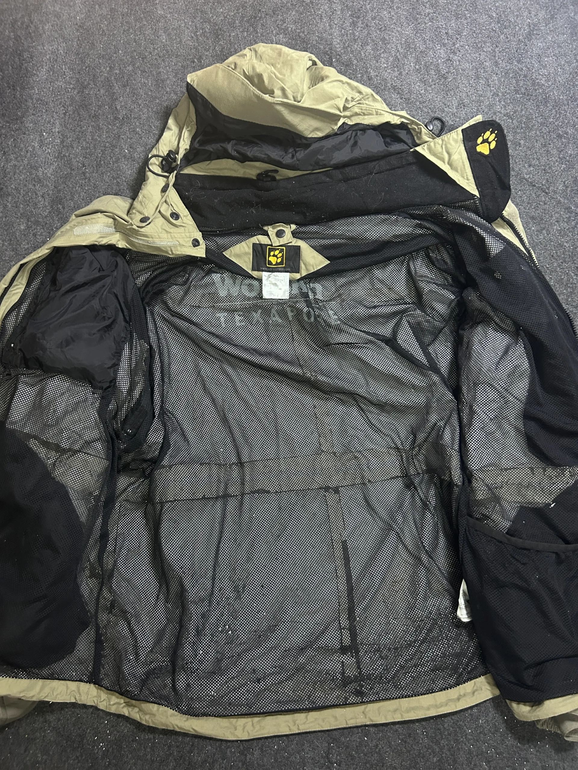 Jack Wolfskin Texapore Waterproof 3Xl Outdoor Hiking Jacket | Hooded Windproof Shell 6 thrift jackets india