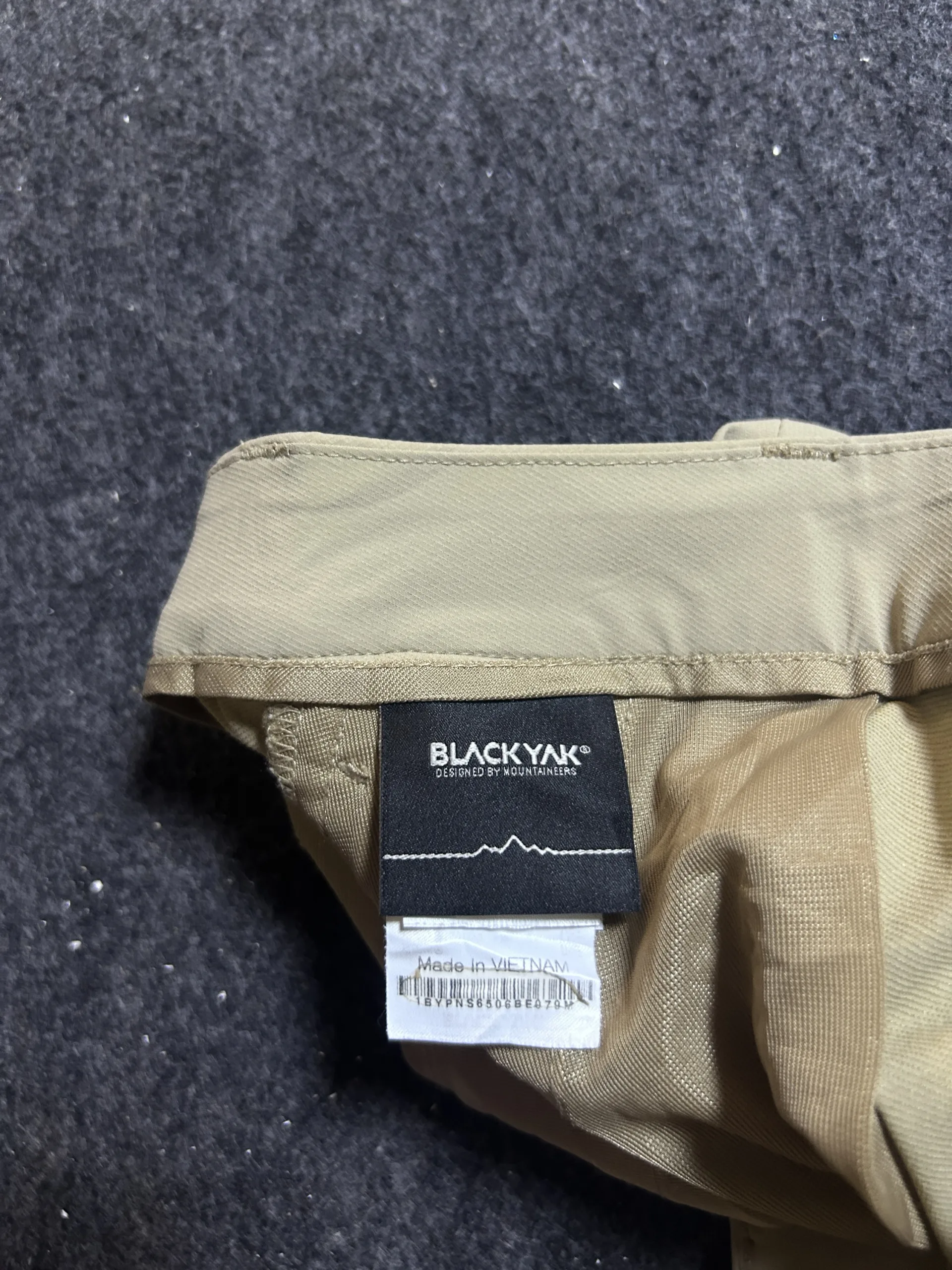 Blackyak Waterproof Outdoor Hiking Pants | L 4 online thrift store india