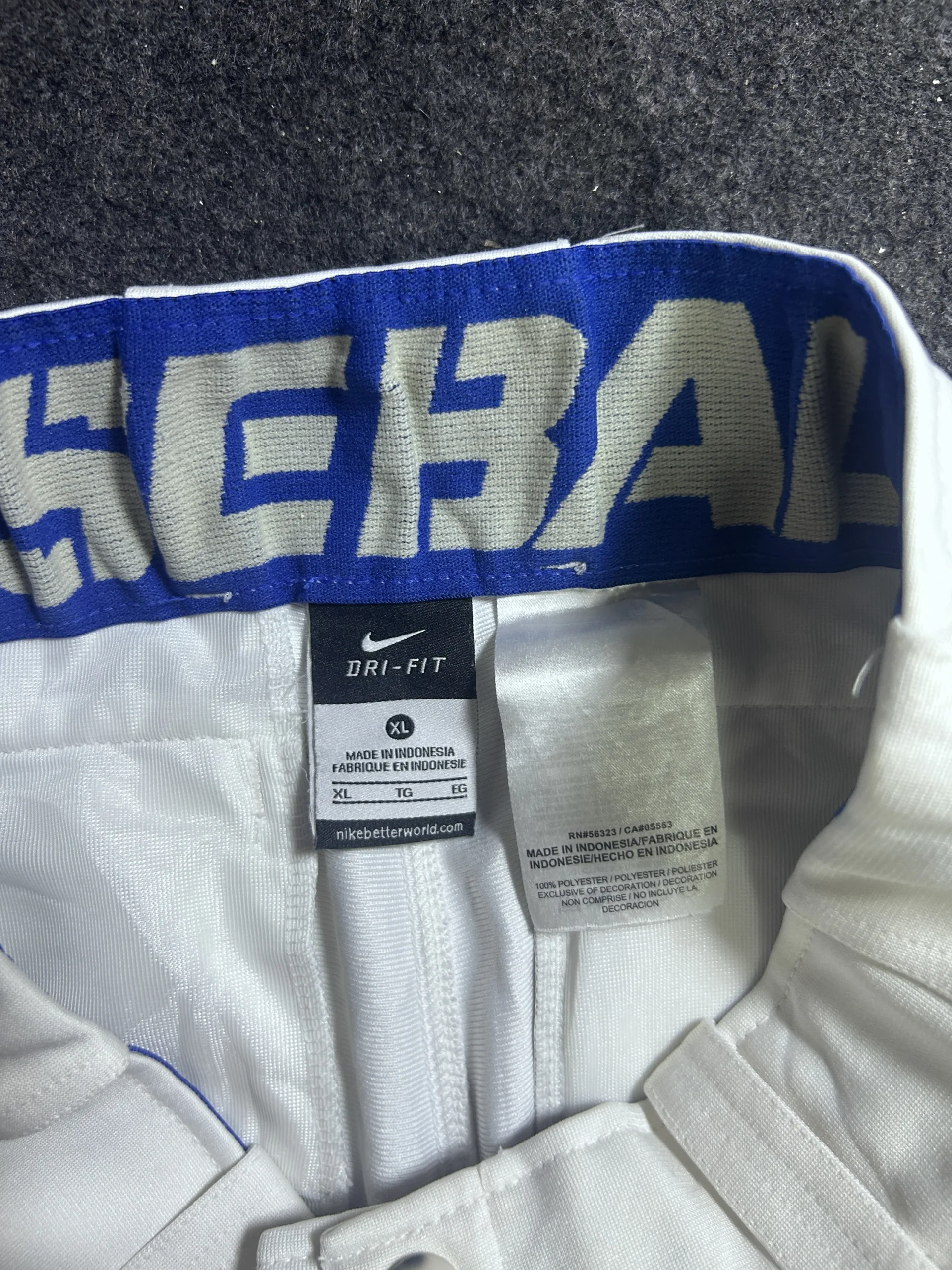 Nike Dri-Fit Baseball Shorts White | Athletic Performance | M 3 Nike shorts
