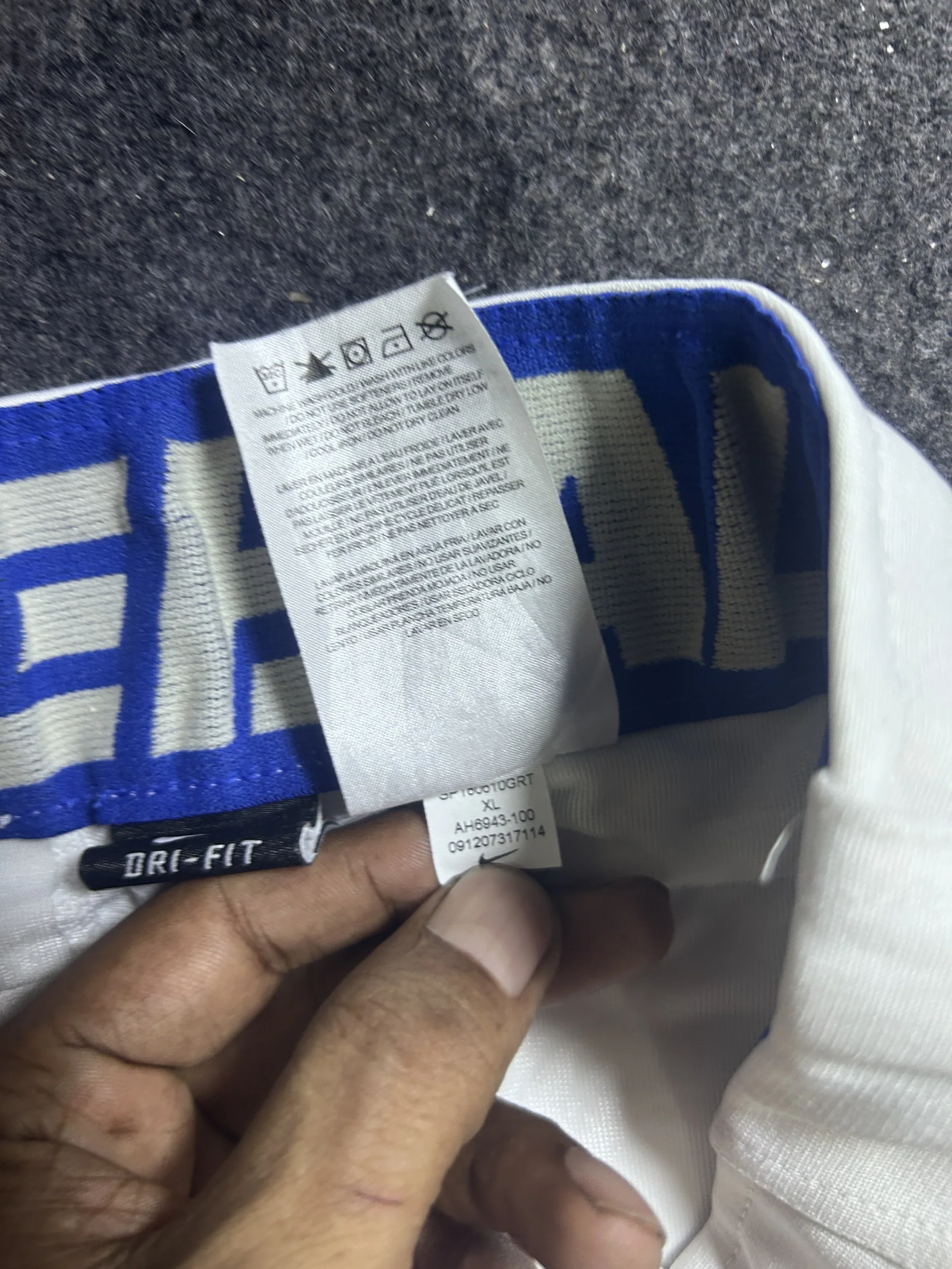Nike Dri-Fit Baseball Shorts White | Athletic Performance | M 4 Nike shorts